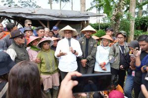 Anies Bertekad Bantu Peternak dan Pengembangan Koperasi di Indonesia