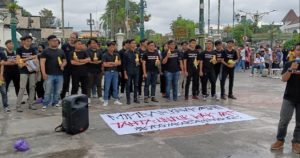 DUA KATA-KATA ‘REALISTIS’ MAHASISWA INDONESIA