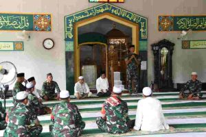 Dandim 1002/HST Laksanakan Sholat Jum’at dan Doa Bersama Di Masjid At Taubah
