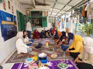 Ajak Ibu Rumah Tangga Berdikari, Mahasiswa Paramadina Gelar Pemberdayaan Sosial Bertema Women Empowerment