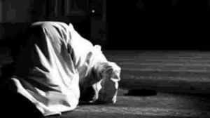 MASUK SURGA KARENA SHOLAT MALAM
