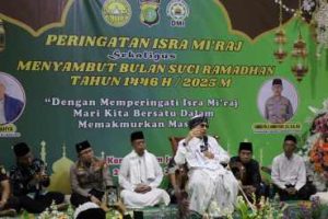 Buya Yahya Tausiah Isra Miraj di Masjid Al Mukarromah Koja