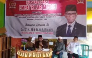 ABU BAKAR JAMALIA SOSIALISASI 4 PILAR KEBANGSAAN KEPADA GURU-GURU RA