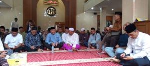 Wali Dan Wawali Kota Bekasi Kompak Hadiri Santunan dan Bukber Yatim Duafa di Komplek DDII