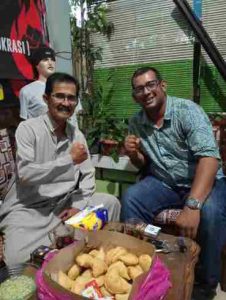Ngopi di Posko GMPD, Ketika Bintang Emas Menyapa Banjarbaru